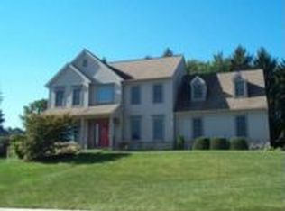 78 Meadow Hill Dr, York, PA 17402
