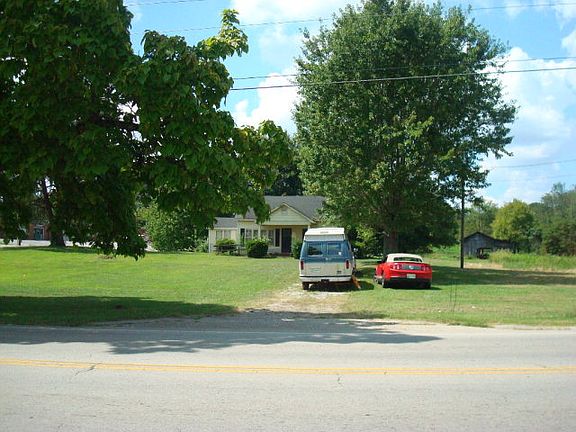 2nd image of 1651 S Jefferson Ave
