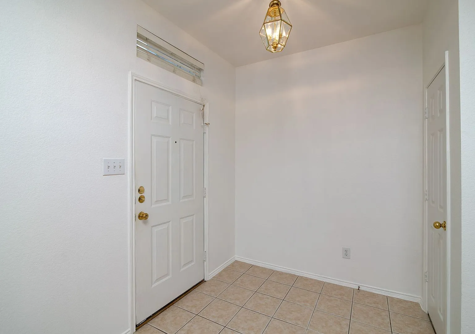 Coming Soon- Desirable Plano Home Move In 12/1/26 — Photo 3