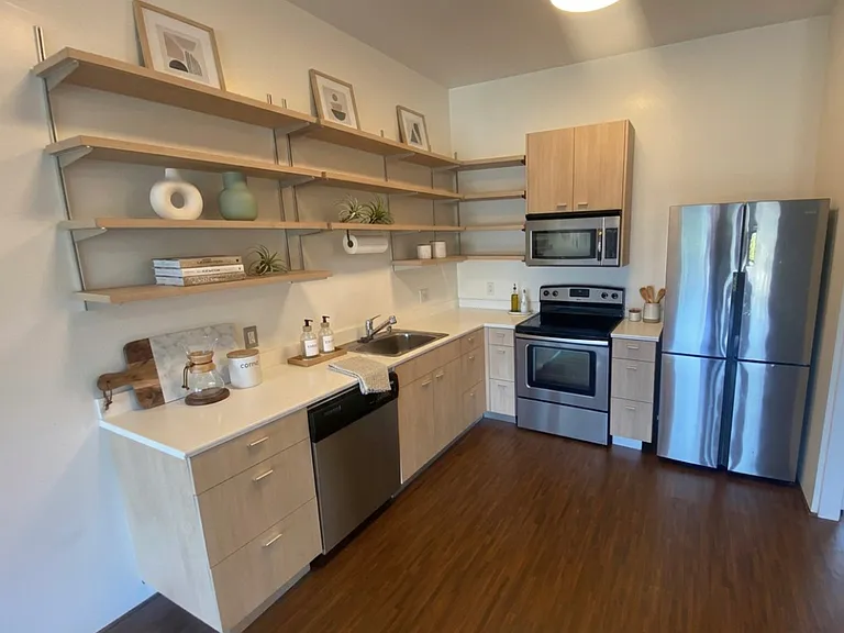 1201 Pine St #463 — Photo 1