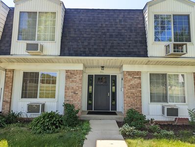 706 Kiwanis Dr APT 3, Freeport, IL, 61032
