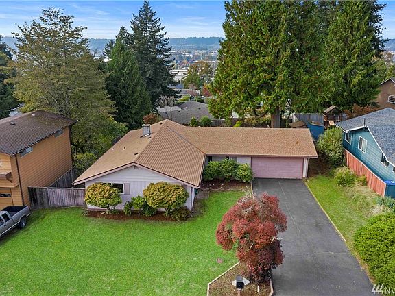 3rd image of 21321 98th Ave S