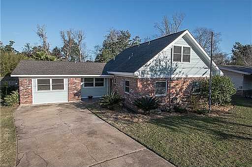 2nd image of 703 Shannon Dr