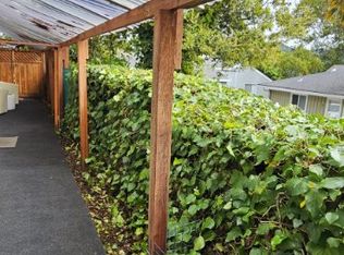 27A Graceland Dr #9, San Rafael, CA 94901