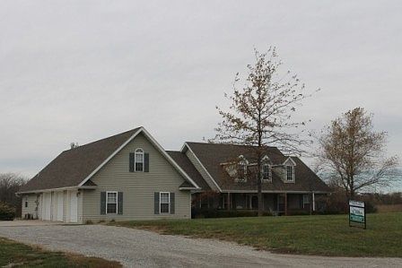1st image of 11800 NE Station Ln