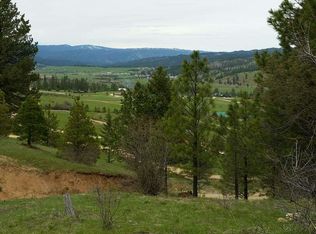 26 Crosstimber Loop, Garden Valley, ID 83622