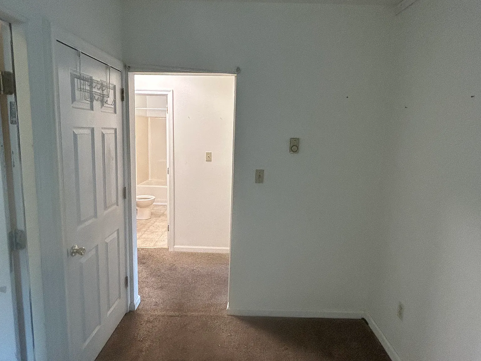 2 bed, $1,150 — Photo 2