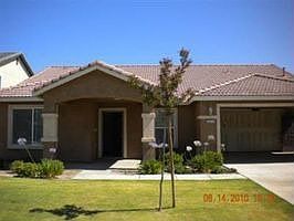 Home for Sale in Bakersfield, California $178,248