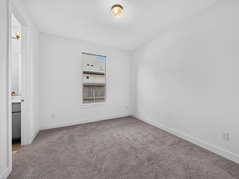 2803 Sweet Honey Ln — Photo 26