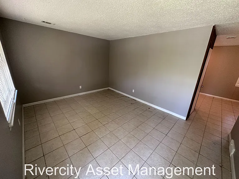 4180 Kerwin Dr — Photo 13