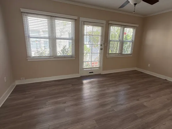 214 N Catalina Ave, Redondo Beach, CA 90277