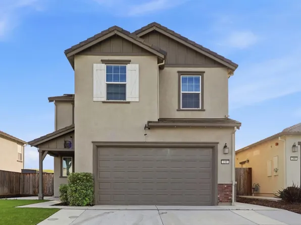 190 Tanoak St, Hollister, CA 95023