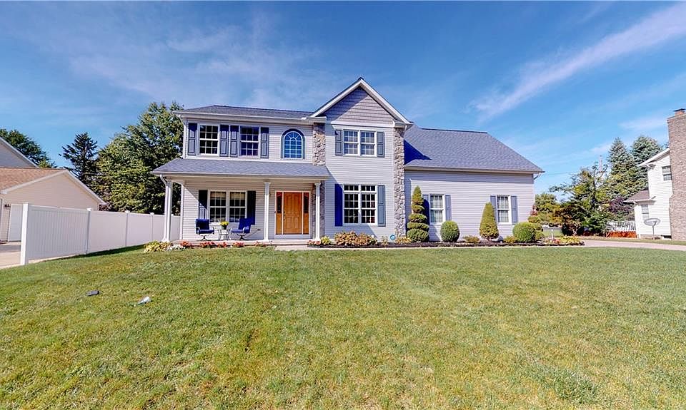 1st image of 4828 N Wayside Dr