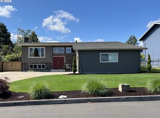 880 NW 4th St, Gresham, OR 97030