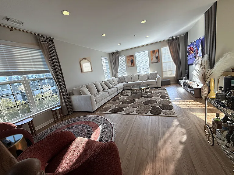15505 John Diskin Cir — Photo 25
