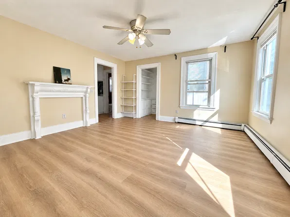 17 Crafts St, Newton, MA 02458