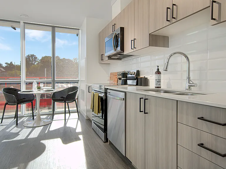 388 King St E #610 — Photo 7
