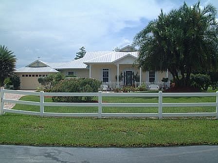 1st image of 18161 Riverchase Ct