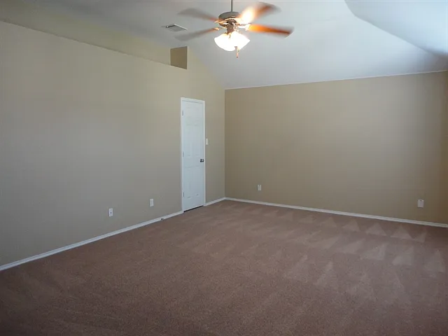 5512 Parkview Hills Ln — Photo 11