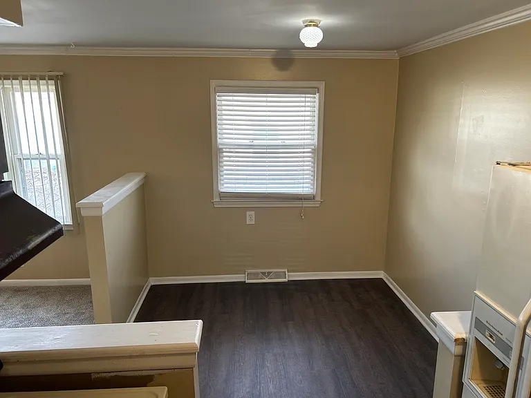 157 N Mill St #A — Photo 4