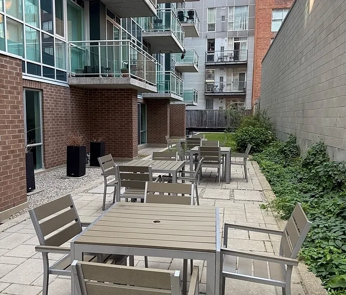 134 York St #805 — Photo 19