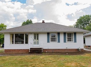 989 Bryn Mawr Ave, Wickliffe, OH 44092