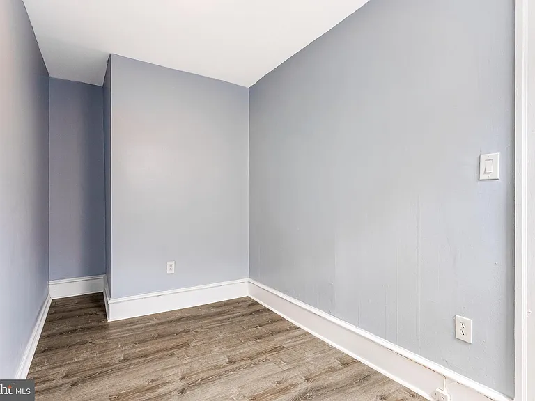 1633 Wakeling St #2 — Photo 15