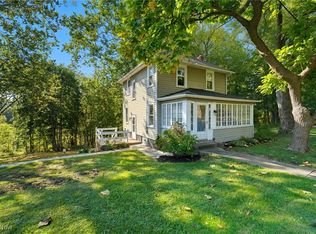 10536 Johnnycake Ridge Rd, Concord Township, OH 44077