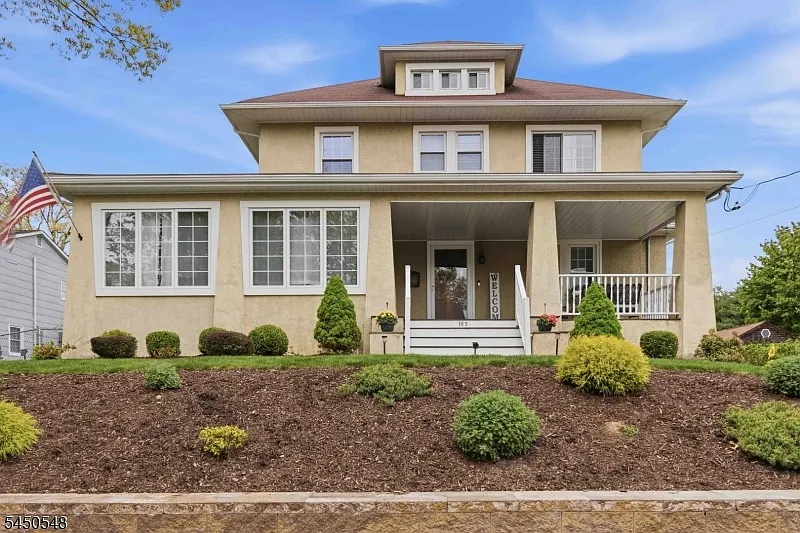 3 bed, 2.0 bath, $5,000 — Photo 2