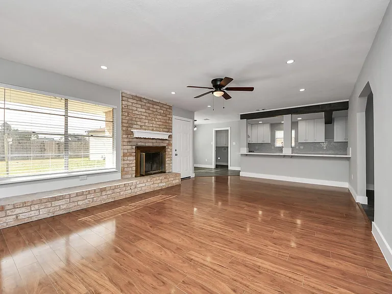 15423 Ridingwood Dr — Photo 22