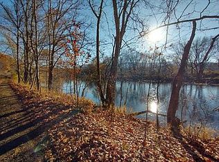 1597 Saxton Rd, Saxton, PA 16678