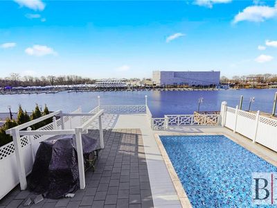 2394 National Dr, Brooklyn, NY, 11234