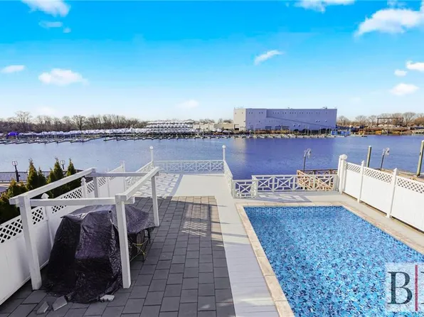 2394 National Dr, Brooklyn, NY 11234