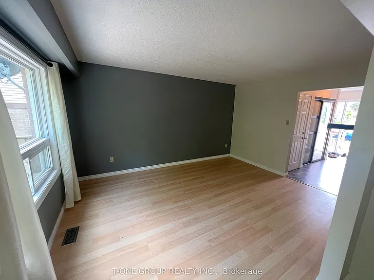 45 Burns Cir — Photo 9