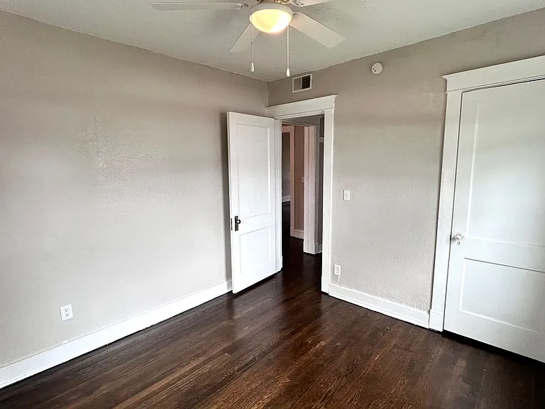 3532-3534 N Troost Ave — Photo 8