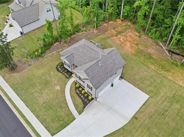 6030 Crowley Dr, Douglasville, GA 30135