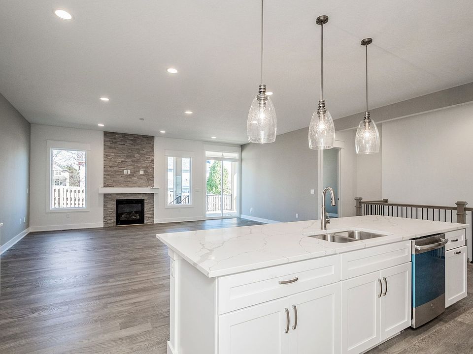 1st image of 6077 Aspen Dr