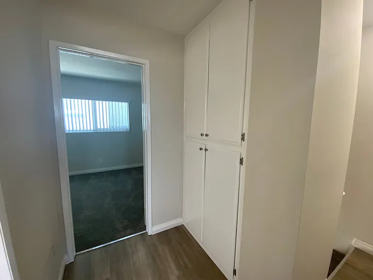 4204 4206 1/2 Manhattan Beach Blvd — Photo 12