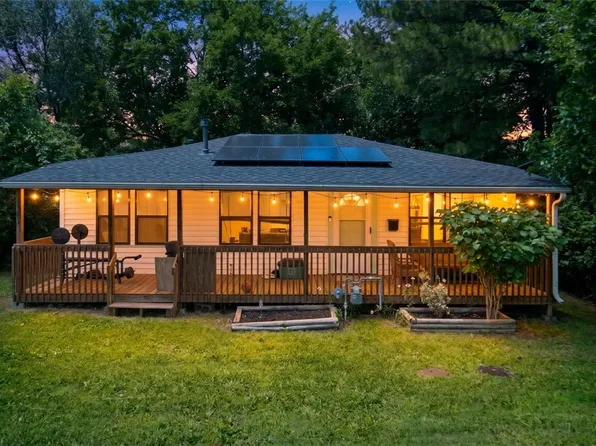 1505 N Garland Ave, Fayetteville, AR 72703