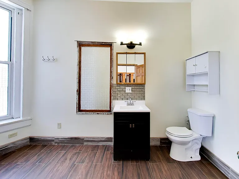 2338 S Blue Island Ave #2F — Photo 15