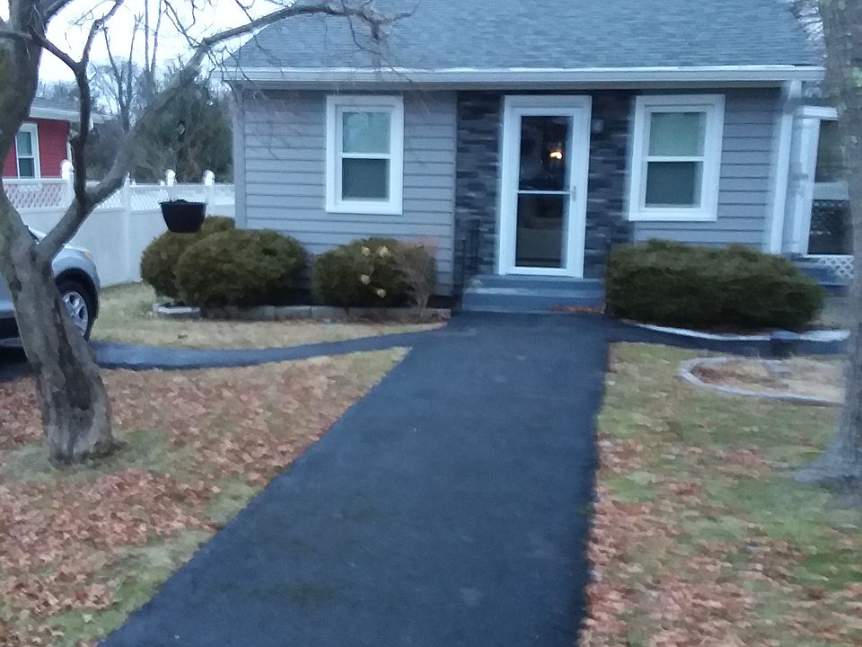 1st image of 173 Putnam Dr