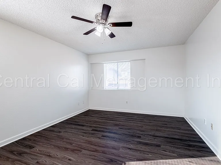 7905 S Laurelglen Blvd #A-D — Photo 11