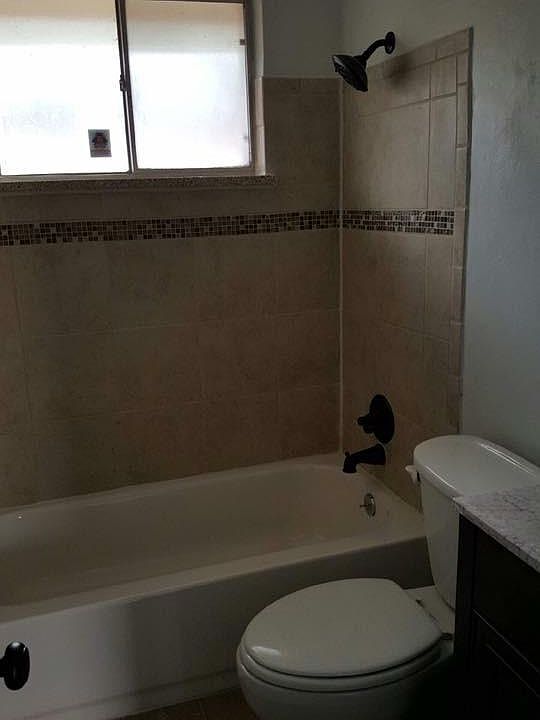 2nd image of 720 S Kearney St