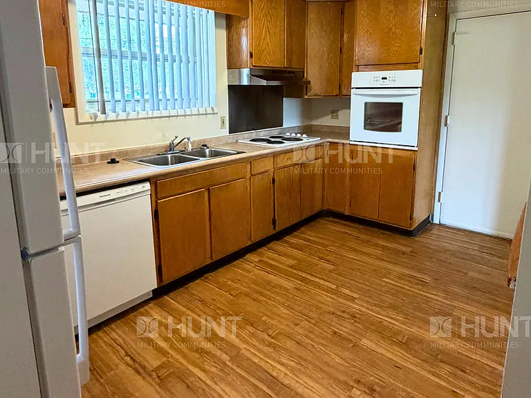 48 W Althea St — Photo 5