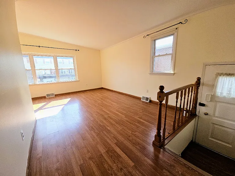 1829 Beyer Ave #2 — Photo 6