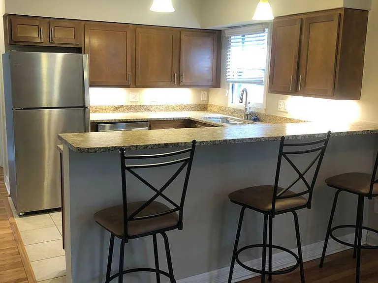 1282 Hunter Ave #C — Photo 1