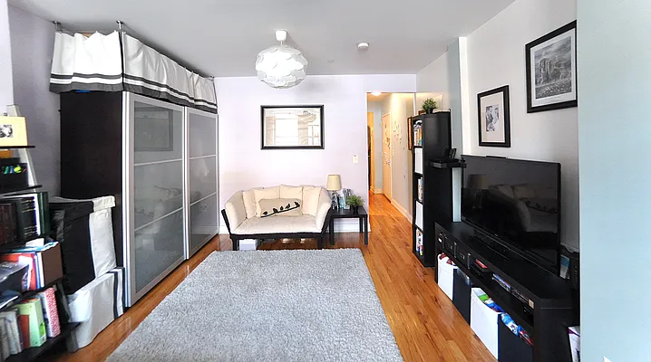 Sold by HomeDax Real Estate | media 11