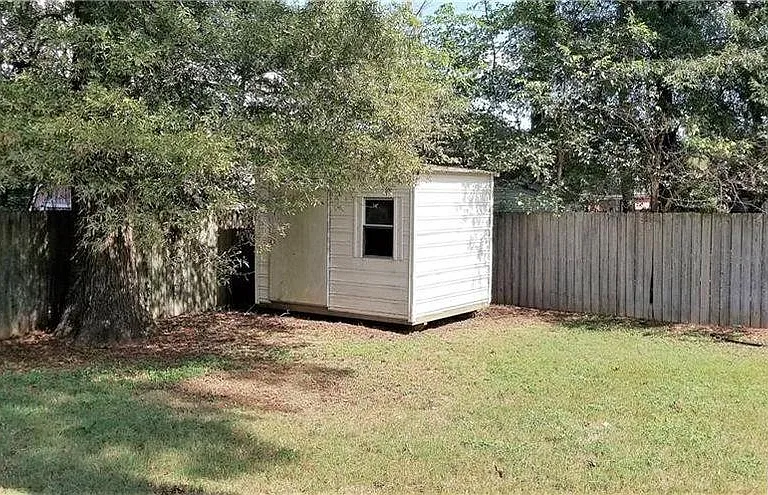 855 Autumn Ridge Rd — Photo 2