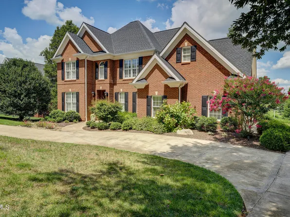 107 Carriage Ln, Jonesborough, TN 37659