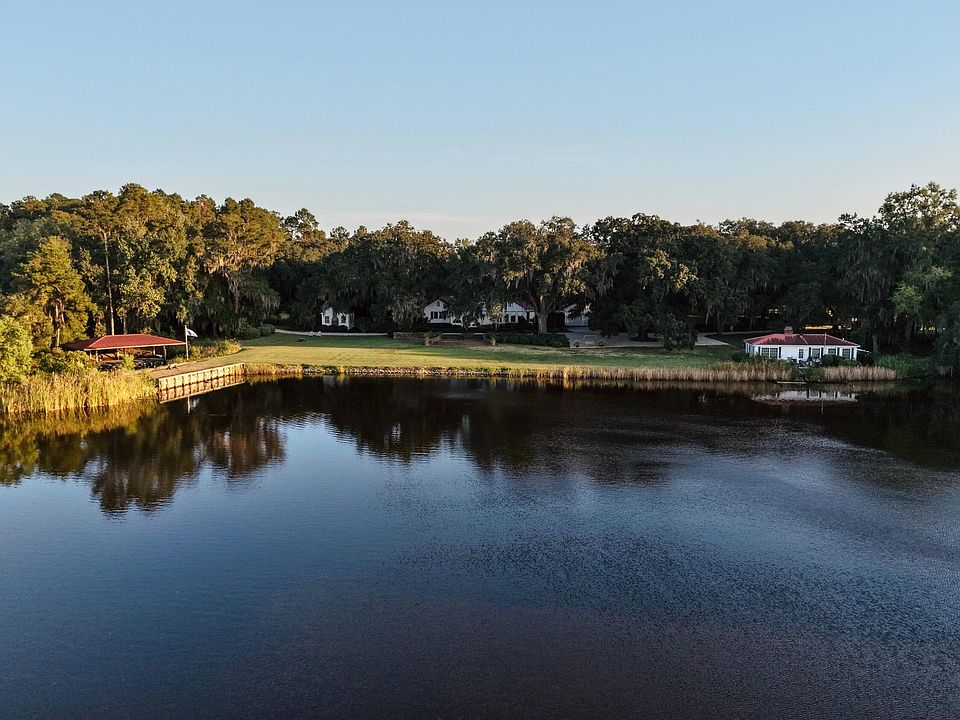 37th image of 1451 River Rd